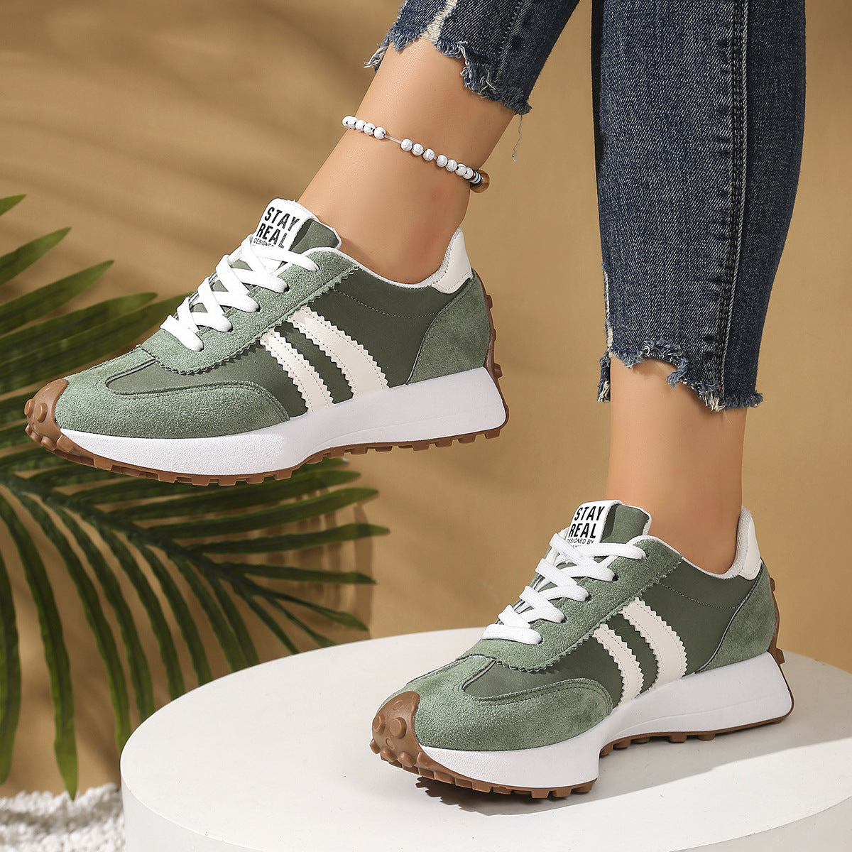 Aroa | Zapatillas Cómodas de Estilo Retro