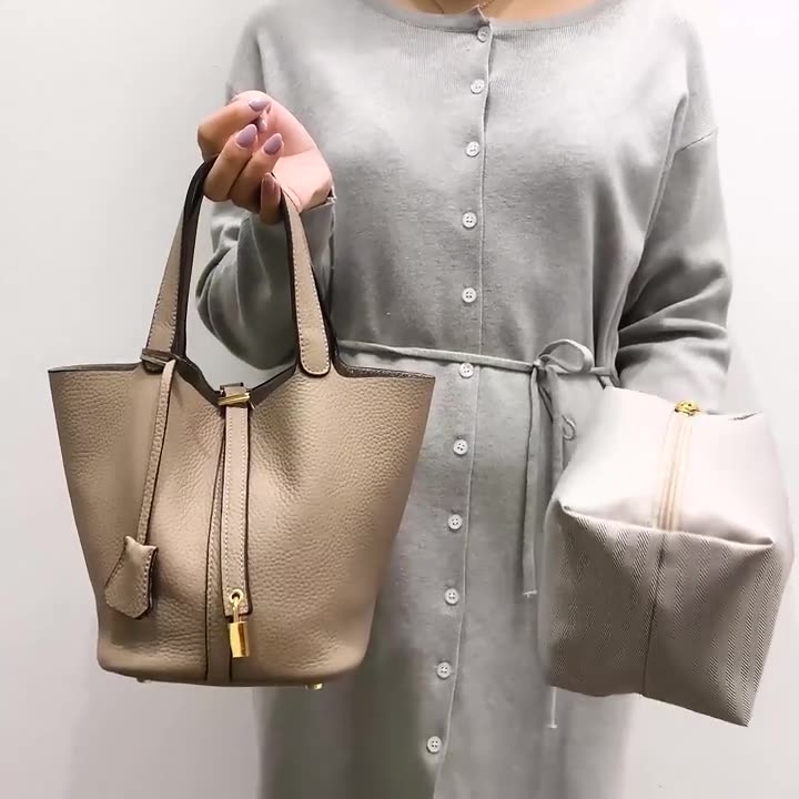 Amelia | Bolso Bucket de Diseño Elegante y Versátil