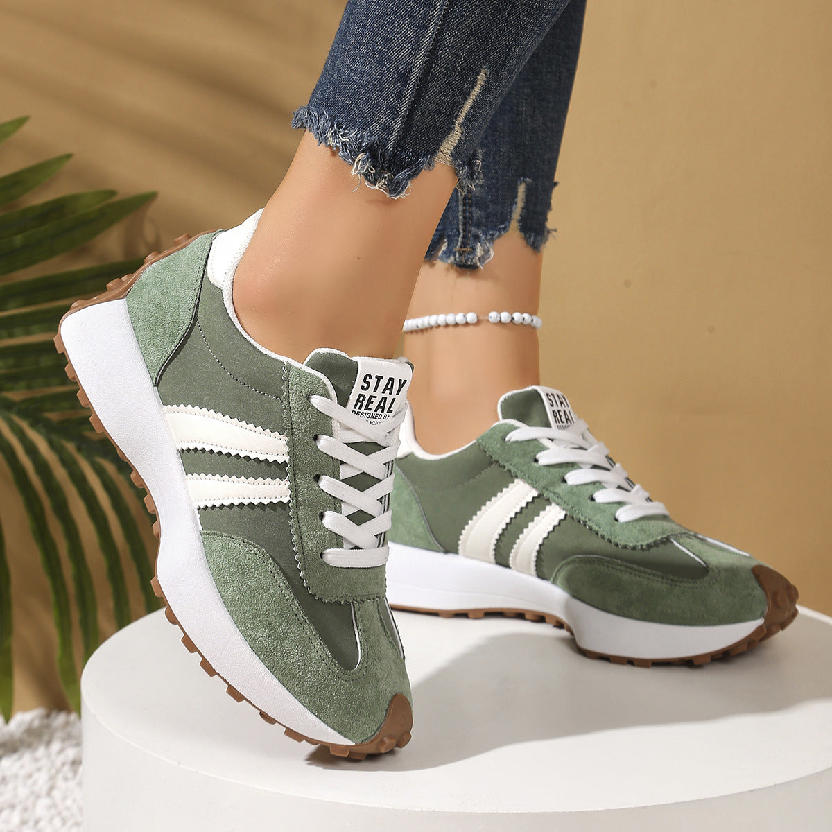 Aroa | Zapatillas Cómodas de Estilo Retro