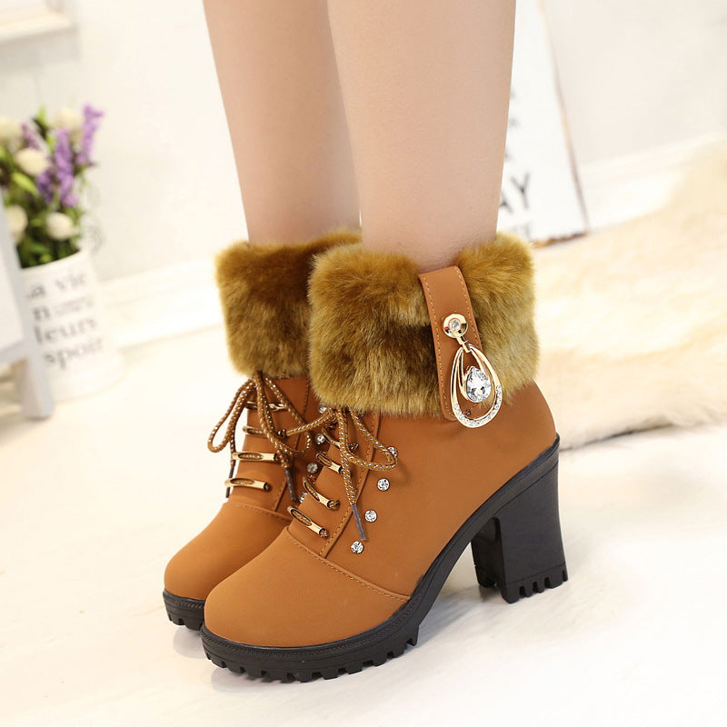 Nuria | Botas Elegantes con Puño de Punto y Detalles de Pedrería