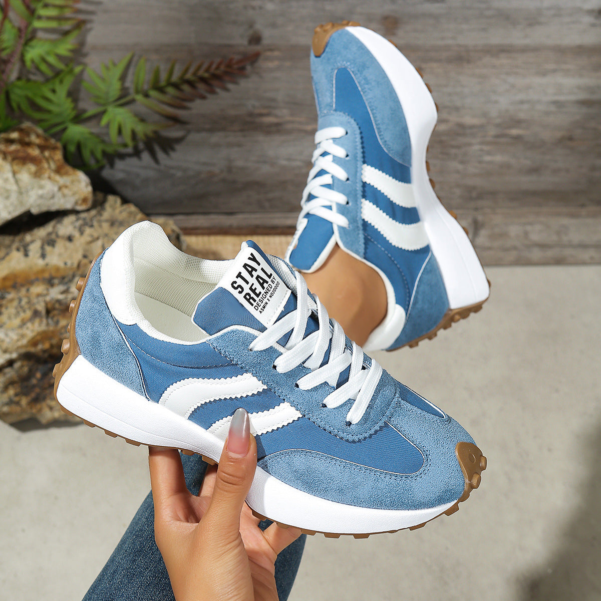 Aroa | Zapatillas Cómodas de Estilo Retro
