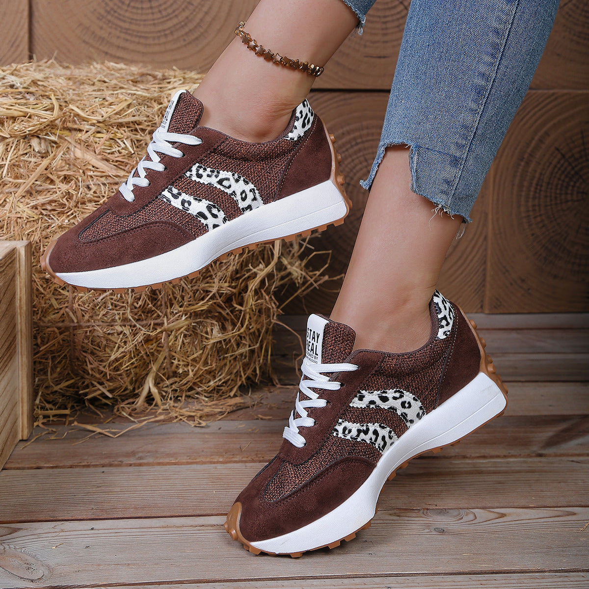 Aroa | Zapatillas Cómodas de Estilo Retro