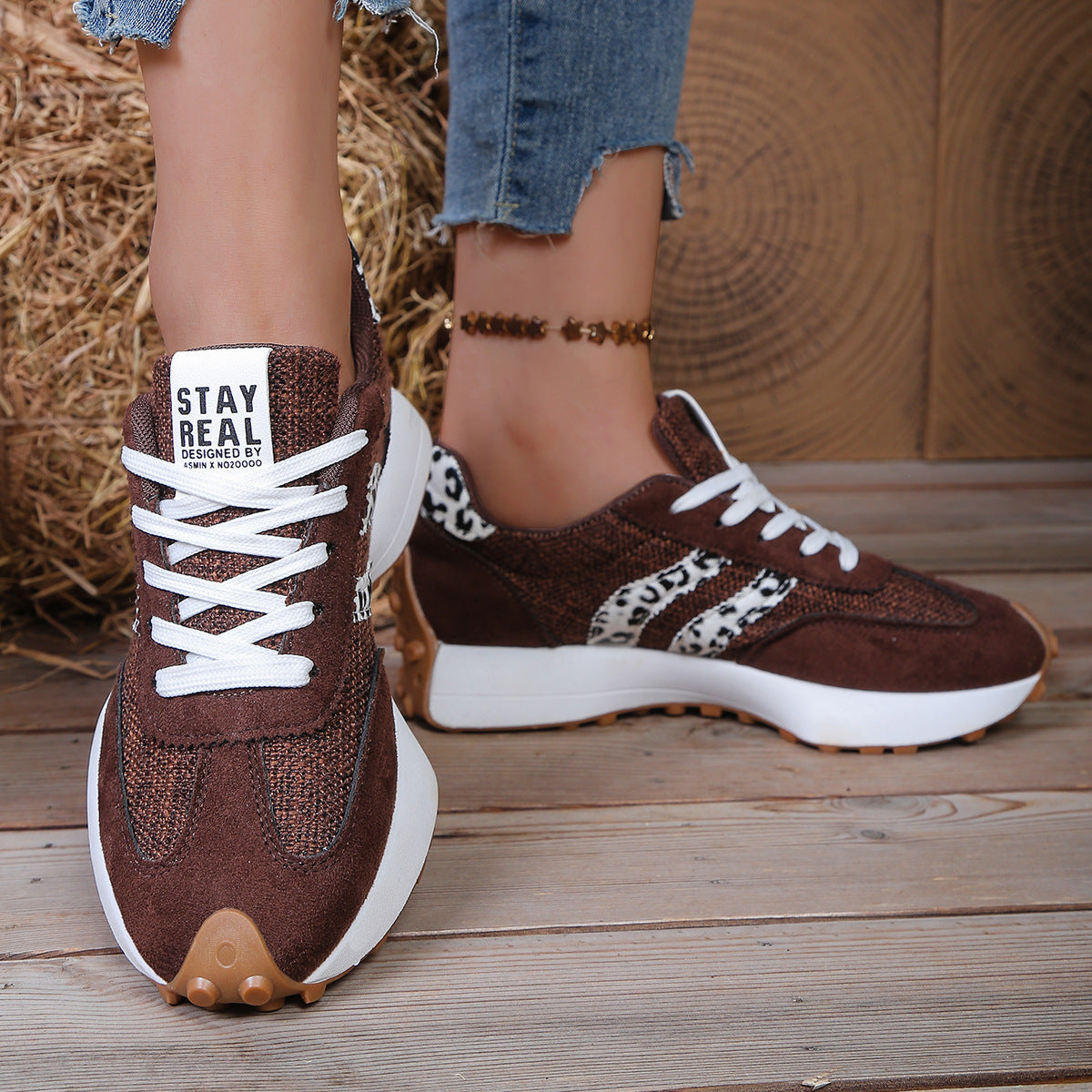 Aroa | Zapatillas Cómodas de Estilo Retro