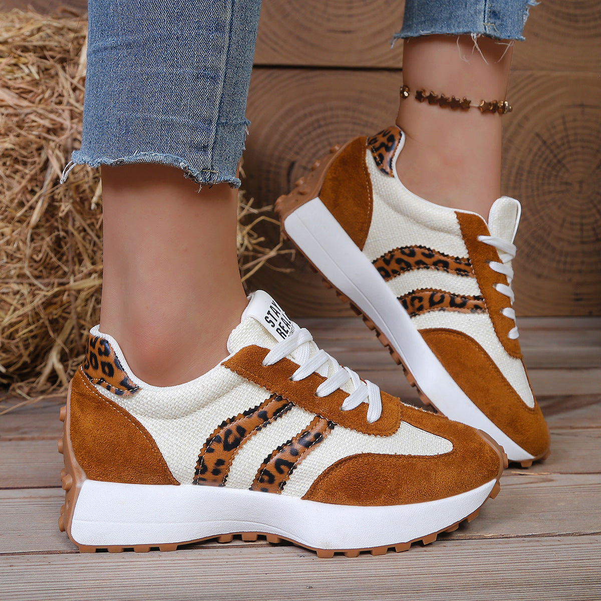 Aroa | Zapatillas Cómodas de Estilo Retro