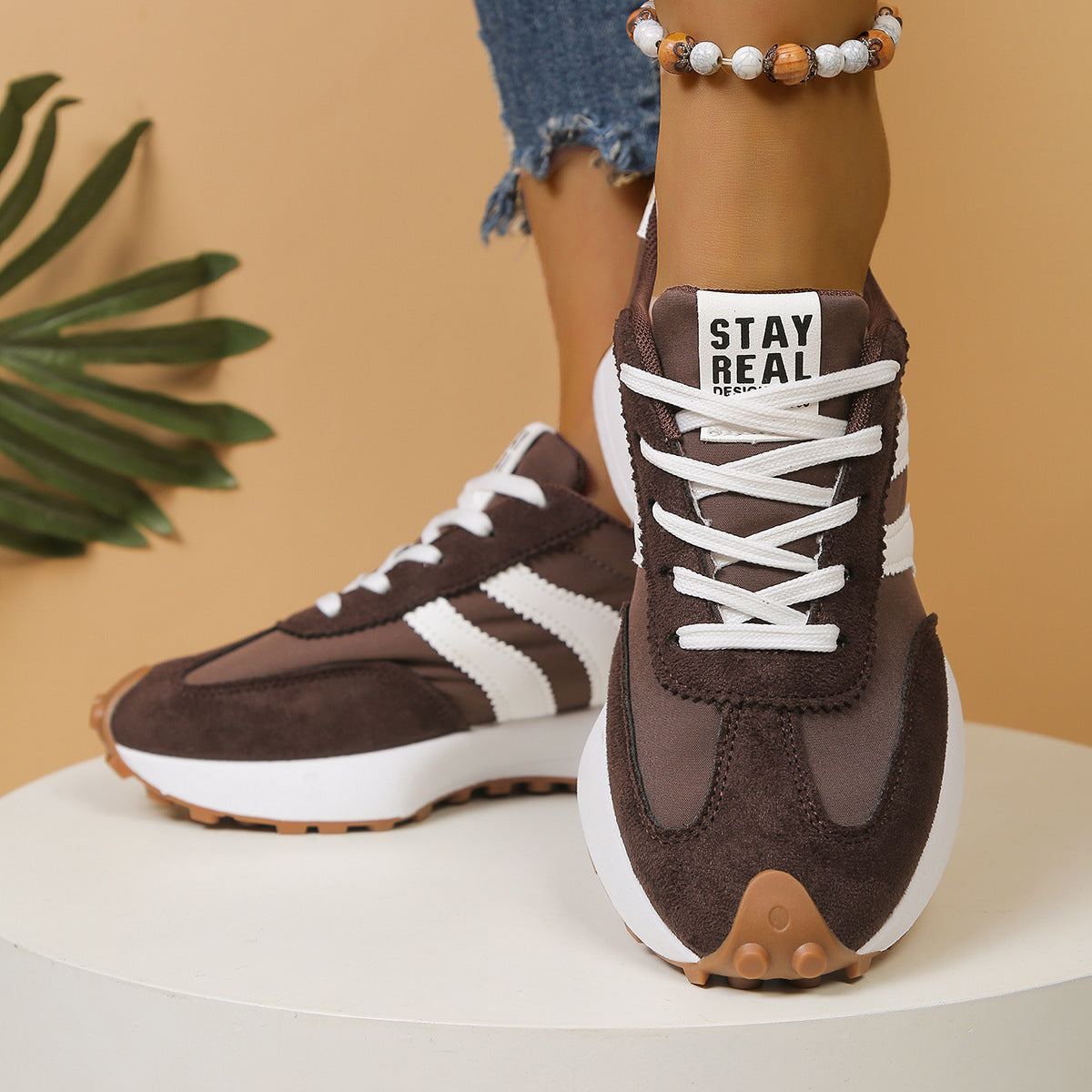 Aroa | Zapatillas Cómodas de Estilo Retro