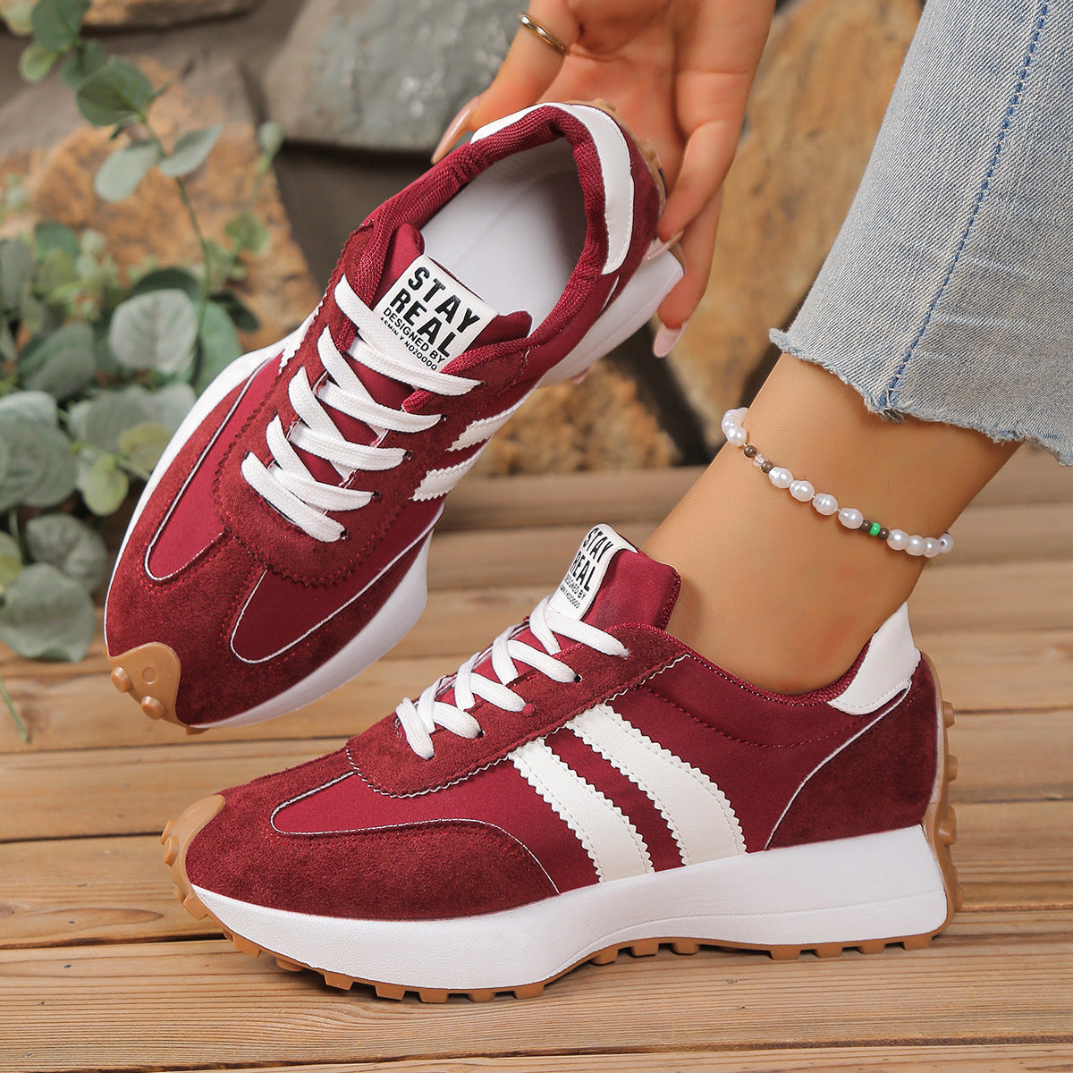 Aroa | Zapatillas Cómodas de Estilo Retro