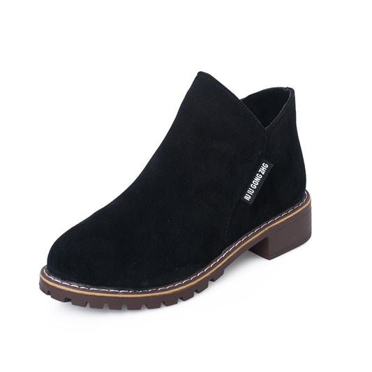 Raquel | Botines de Ante con Cremallera Lateral y Tacón Bajo