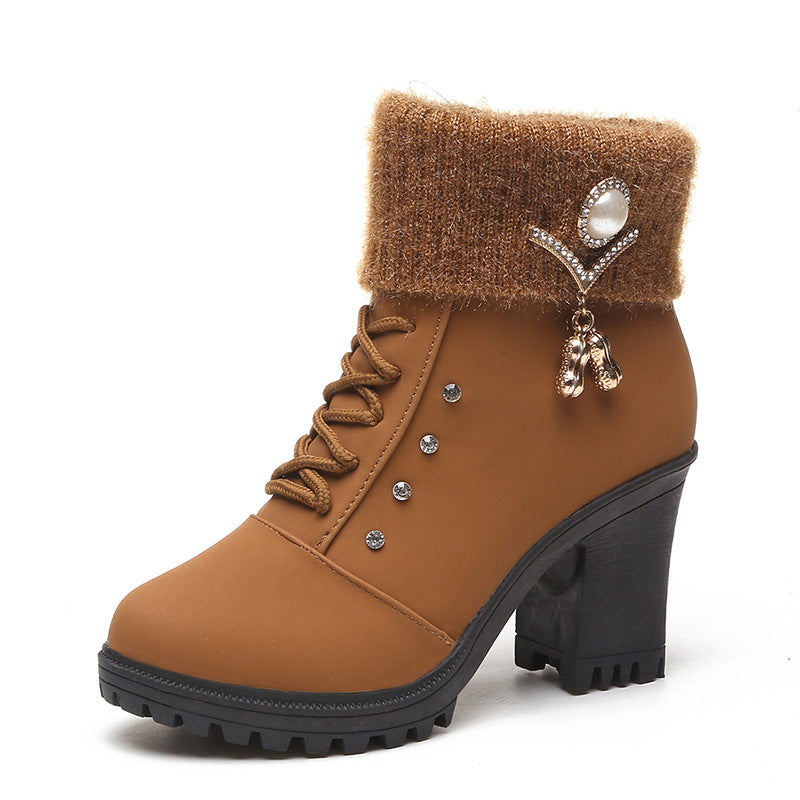 Nuria | Botas Elegantes con Puño de Punto y Detalles de Pedrería