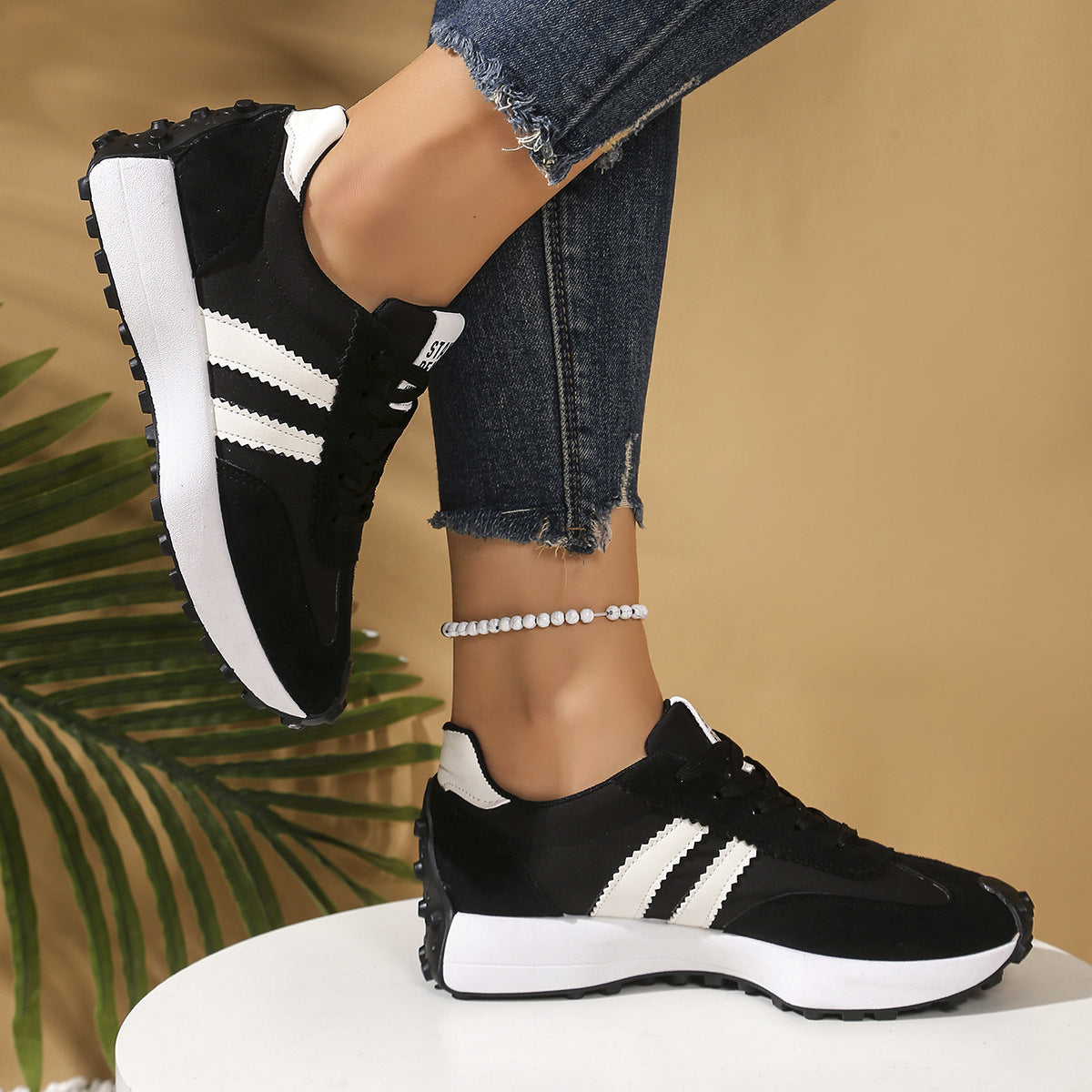 Aroa | Zapatillas Cómodas de Estilo Retro
