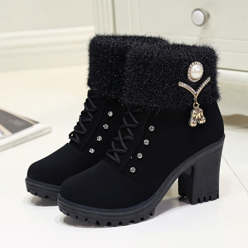 Nuria | Botas Elegantes con Puño de Punto y Detalles de Pedrería