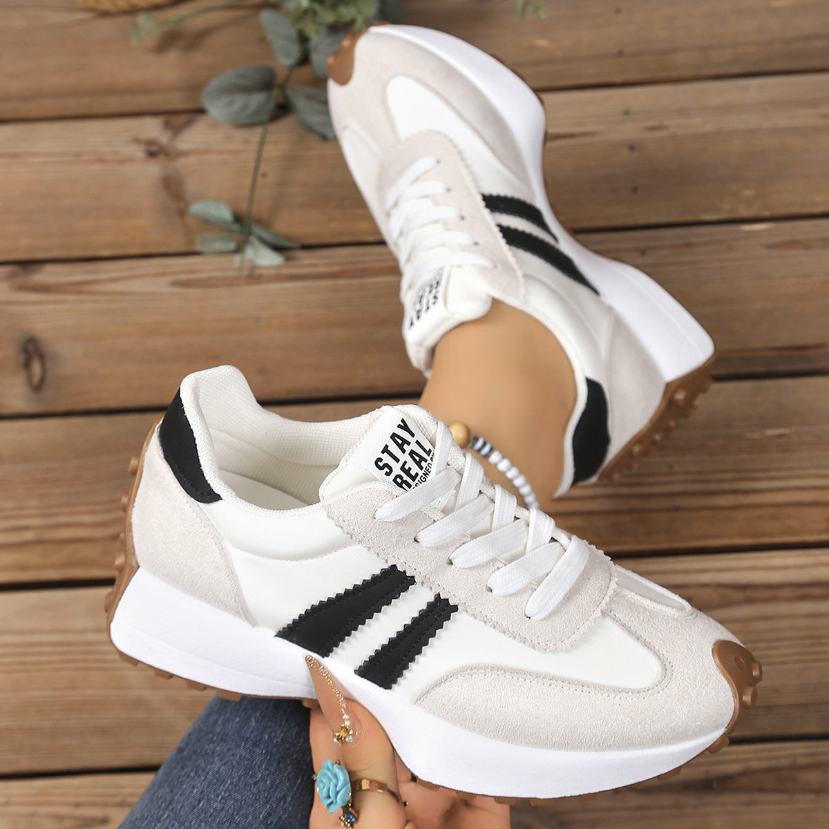 Aroa | Zapatillas Cómodas de Estilo Retro