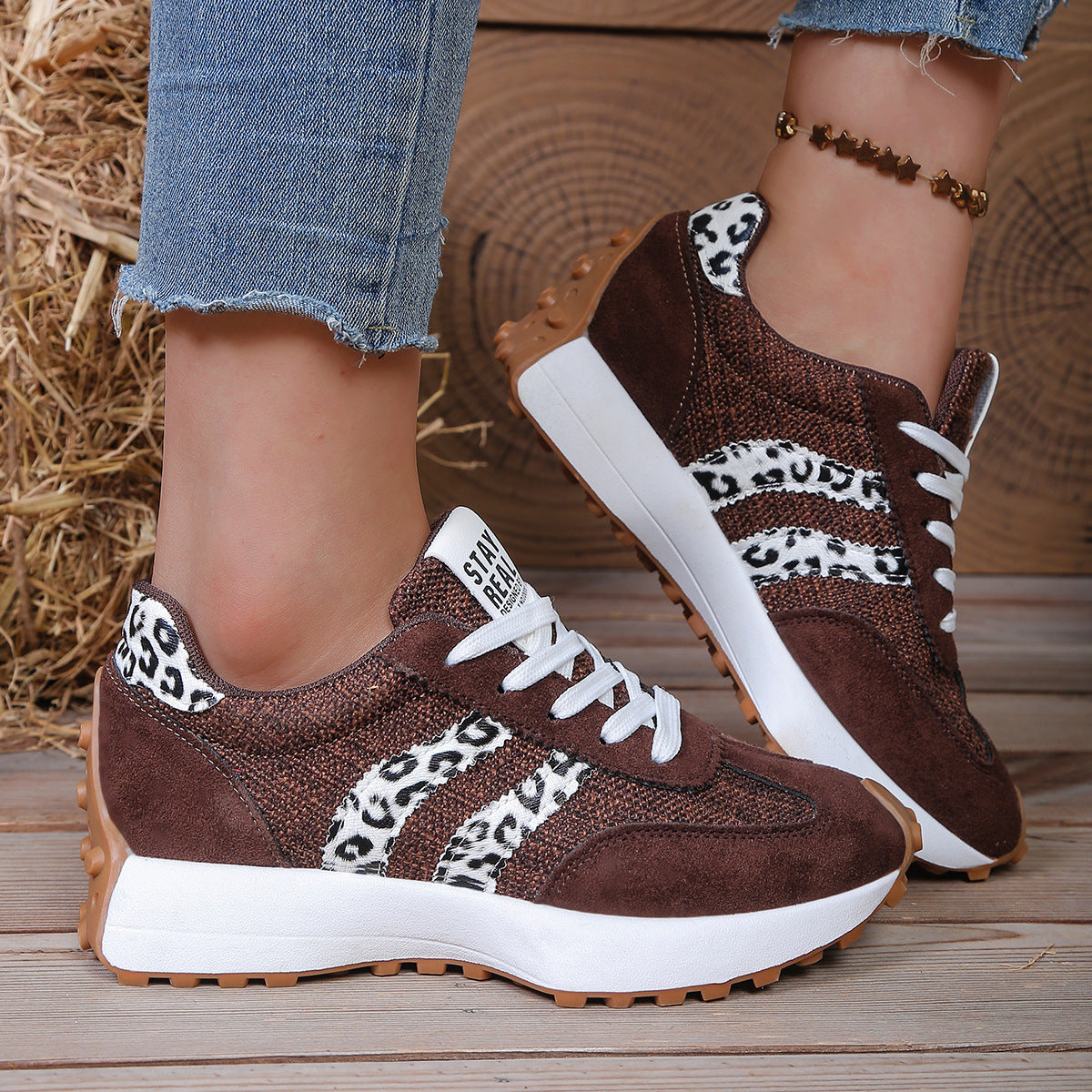 Aroa | Zapatillas Cómodas de Estilo Retro